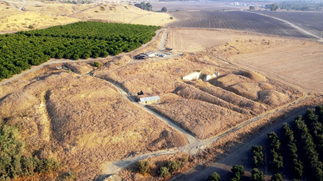 На территории Израиля жили люди полтора миллиона лет назад. Убейди — место, где была обнаружена кость человека возрастом 1,5 миллиона лет. Фото.