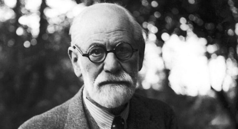 Сторонники теории заговора считают, что Зигмунд Фрейд первым начал продвигать в обществе идеи гомосексуализма. Фото.