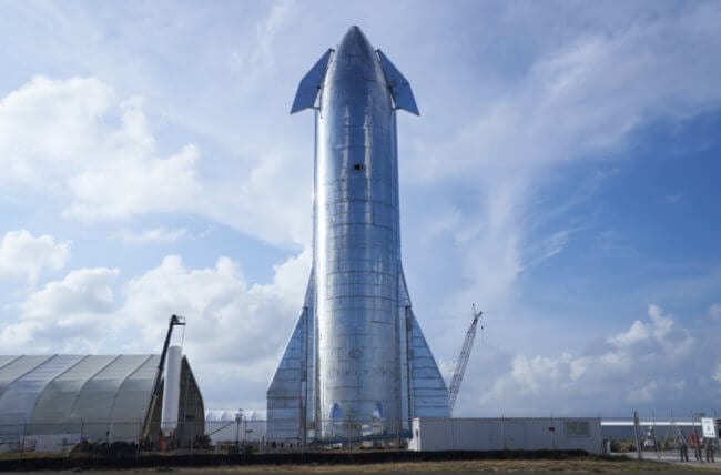 Китай разрабатывает копию космического корабля SpaceX. Чем он отличается от Starship? Фото.