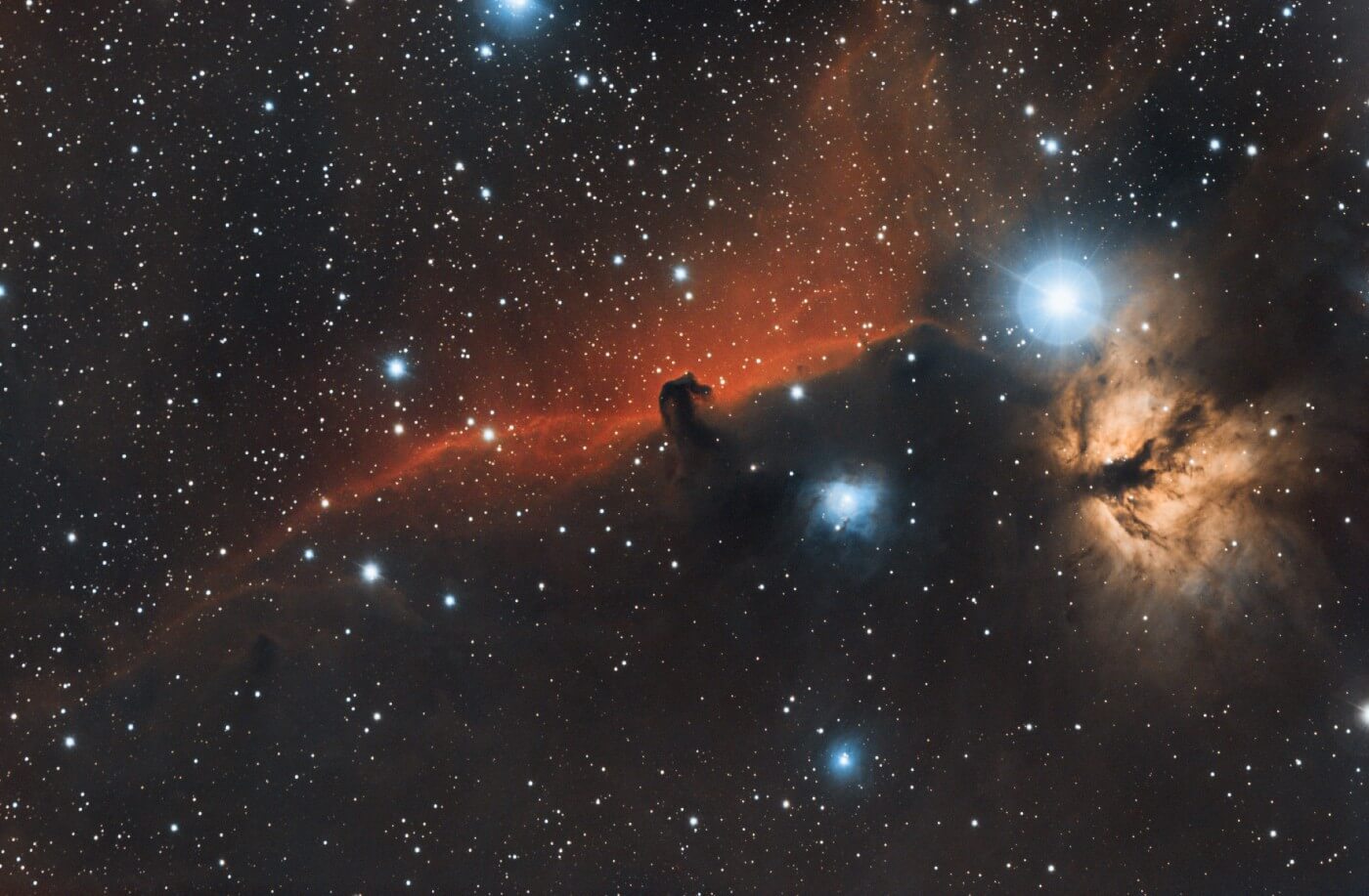 Рождение новой физики. Возможно, наш мир был сконструирован подобно игре Sims развлечения ради. Фото.