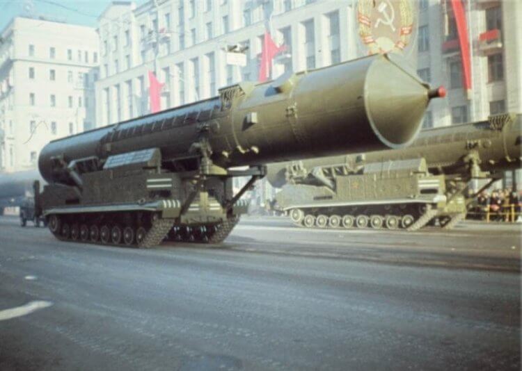 Чем опасны ракеты средней и меньшей дальности. Межконтинентальные баллистические ракеты в 70-х годах перестали представлять высокую угрозу, и обеспечили странам ядерное сдерживание. Фото.