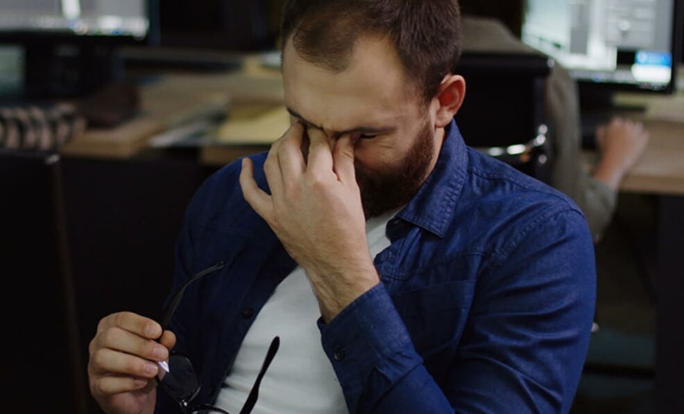 Ученые до сих пор не знают, из-за чего возникает постковидный синдром, и это большая проблема. Фото.