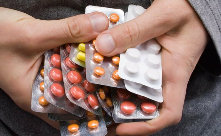5 самых дорогих лекарств в мире, которые трудно найти в аптеках