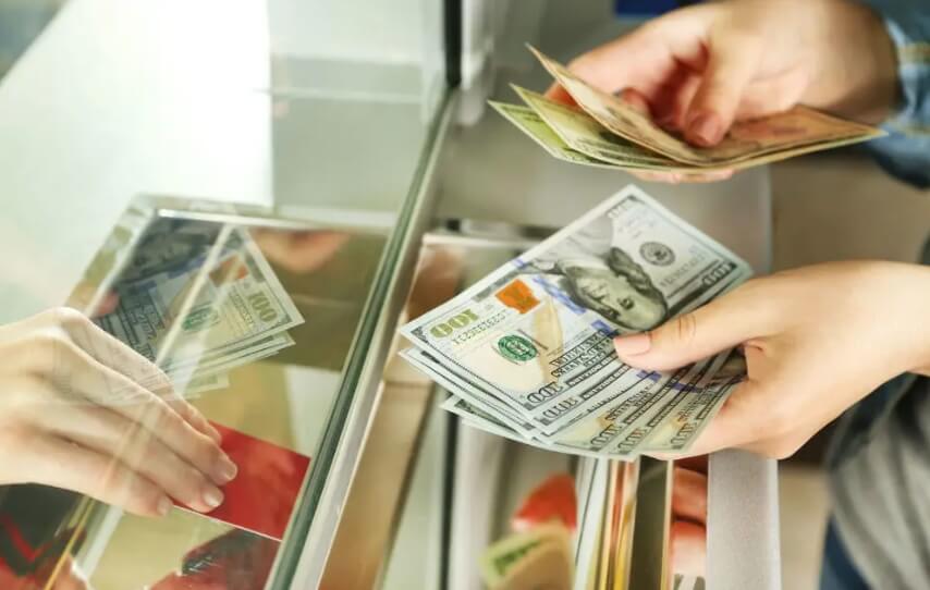 Если в мире появится единая валюта, пункты обмена валют разом закроются. Фото.