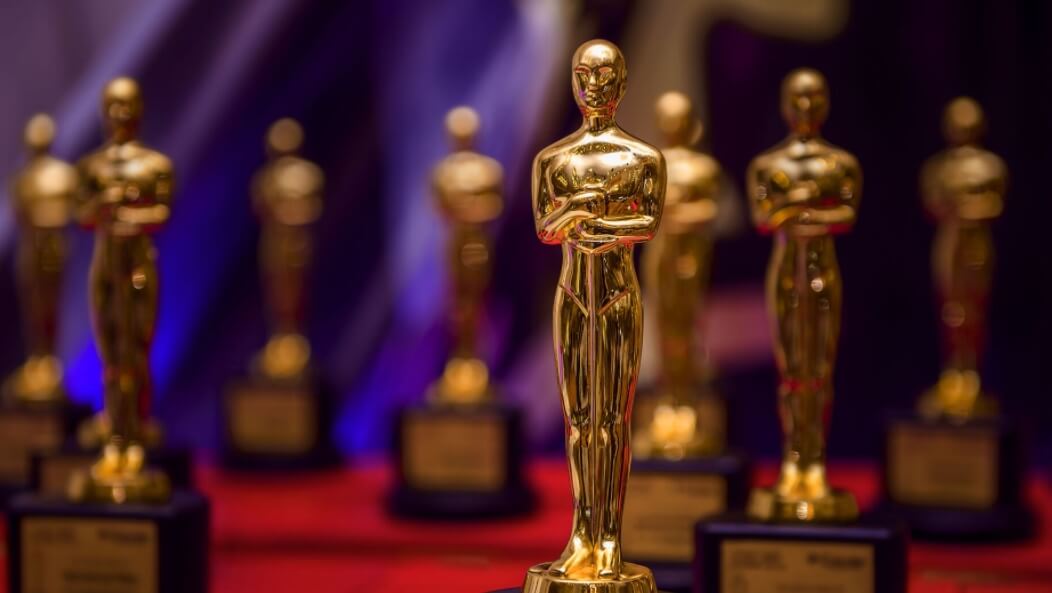 Из-за чего многие люди не любят смотреть «Оскар»? А как вы относитесь к премии «Оскар»? Пишите в нашем Telegram-чате. Фото.