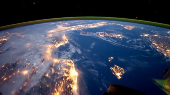 Из станции откроется отличный вид на Землю. Космонавтам откроется отличный вид на Землю. Фото.