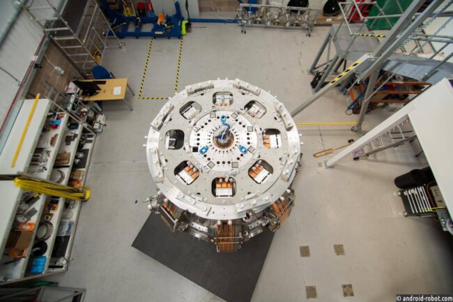 Ядерный реактор – установка, в которой осуществляется самоподдерживающаяся управляемая цепная ядерная реакция деления. Фото.