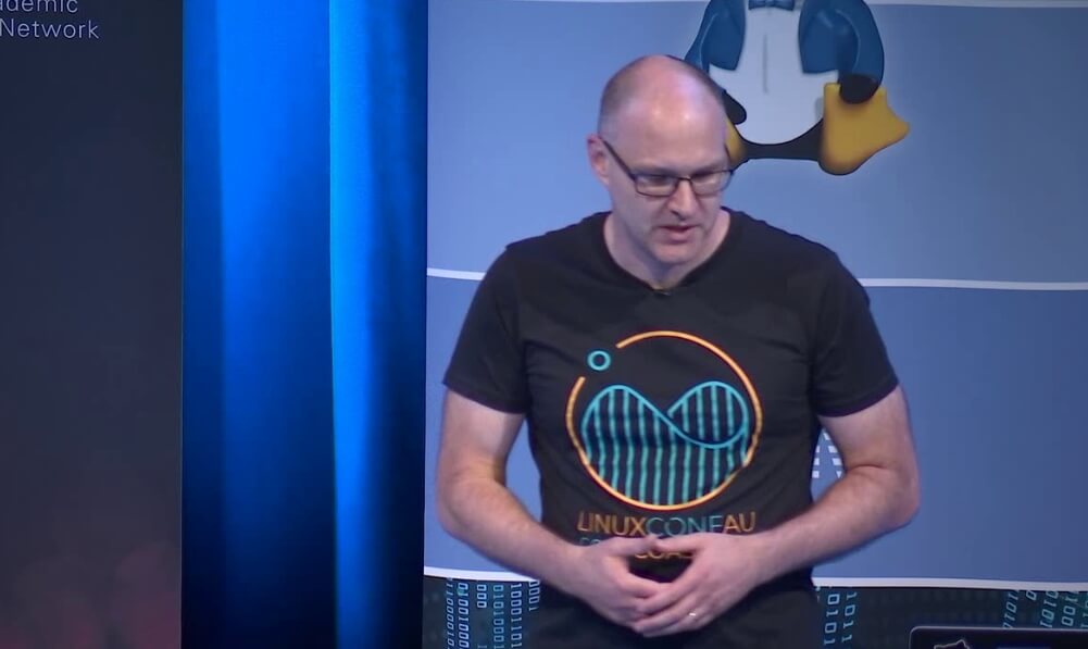 Джонатан Оксер. Фото.