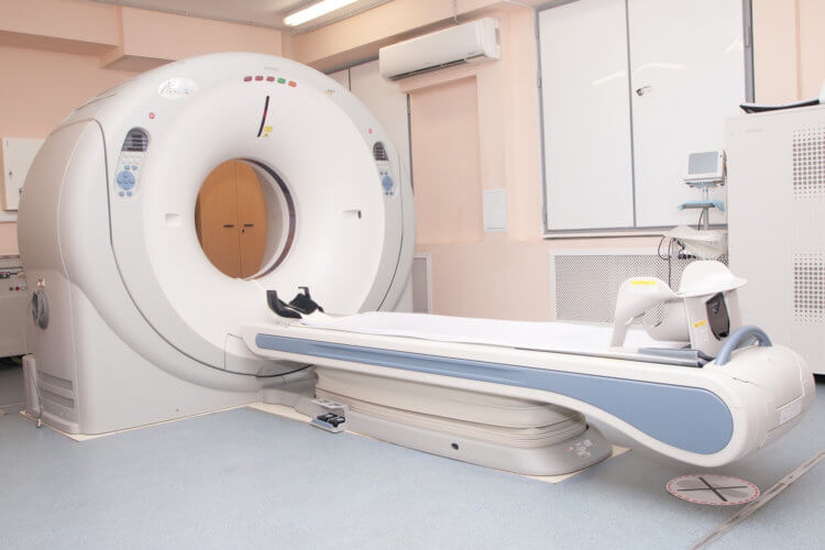 Как рассмотреть мозг. МРТ является обычной процедурой, используемой больницами по всему миру. Фото.