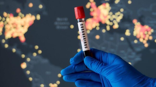 Самый заразный вариант. Коронавирус успешно шагает по планете, заражая все больше и больше. Фото.