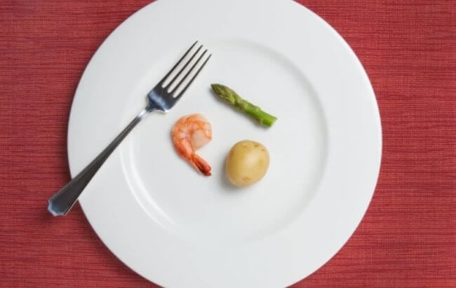 Можно ли выжить, питаясь одинаковой едой? Фото.