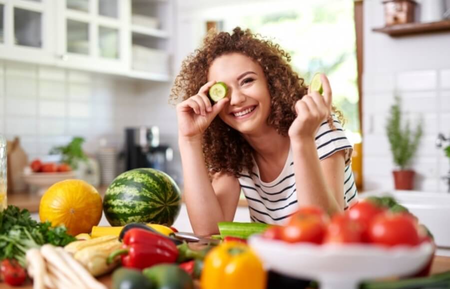 Овощи и фрукты улучшают настроение. Фото.