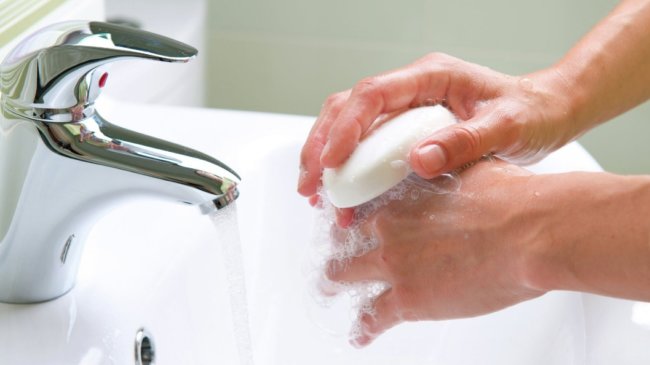 Почему и как мыло убивает микробы. Фото.
