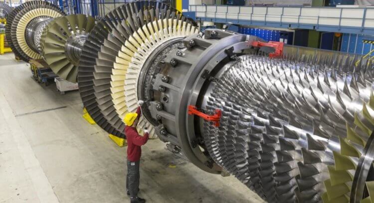 Турбины Siemens под санкциями — “Северный поток” может остановиться? Газовые турбины Siemens после ремонта не могут вернуться в Россию. Фото.