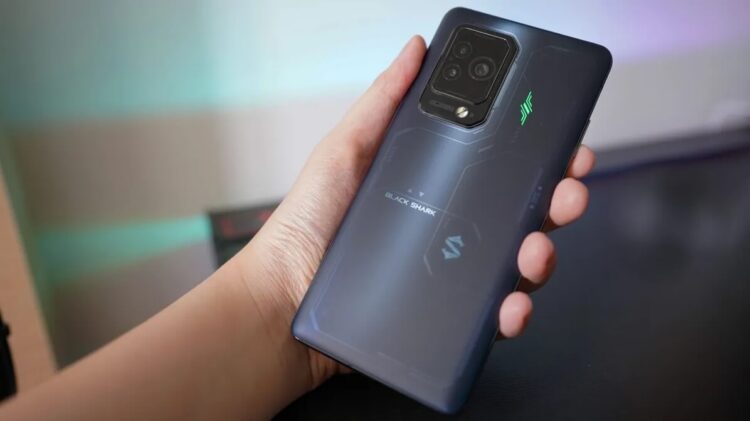 Какой смартфон на Android нужно купить, пока не выросли цены. Какой смартфон на Android нужно купить, пока не выросли цены. Фото.