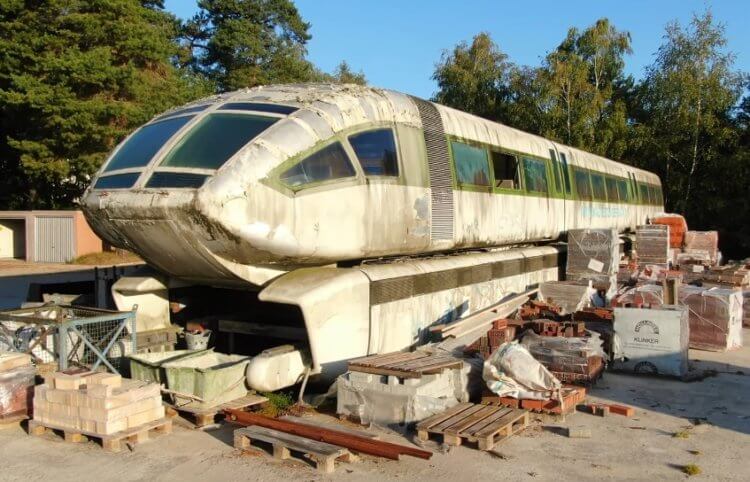 Чем поезда на магнитной подушке лучше обычных? Однажды поезд Transrapid 08 стал причиной катастрофы, из-за чего у людей ухудшилось мнение о маглевах. Фото.