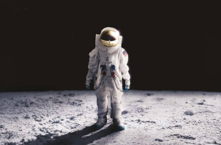 5 фактов о современных скафандрах для полета на Луну. Примерно в 2025 году люди опять окажутся на Луне, в совершенно новых костюмах. Фото.