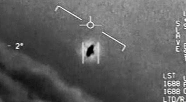 NASA начнет изучать НЛО, которые были сняты на видео. Фото.