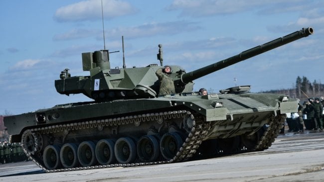 На что способен танк Т-14 “Армата” и какова его судьба. Фото.
