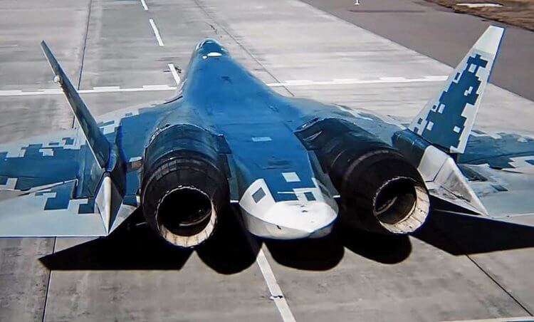 История создания самолета Су-57. Плоские сопла не удалось реализовать при разработке Су-57. Фото.