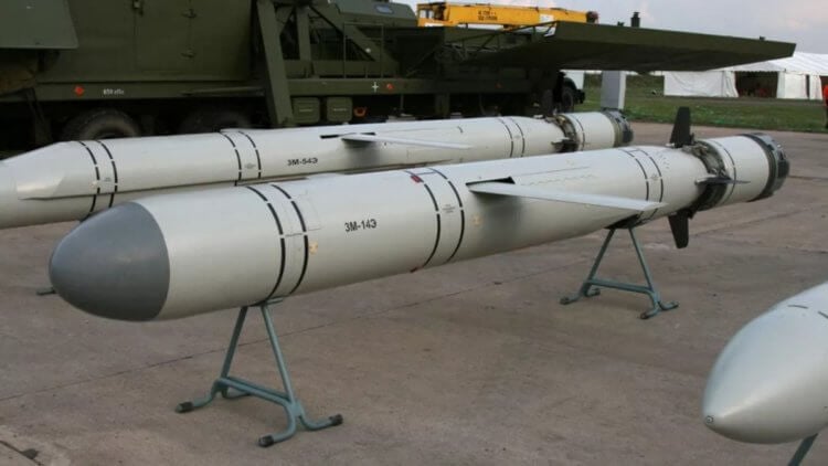 Крылатая ракета “Калибр” — почему ее так сложно сбить? Российские крылатые ракеты семейства «Калибр». Фото.