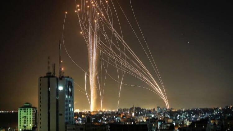 Эффективность ПВО против беспилотников. В 2021 году израильские системы ПВО «Железный купол» сбивали не все ракеты, запущенные по Израилю. Фото.
