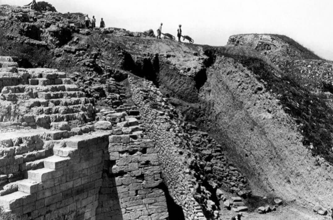 Археологические памятники, которые разрушили современные люди