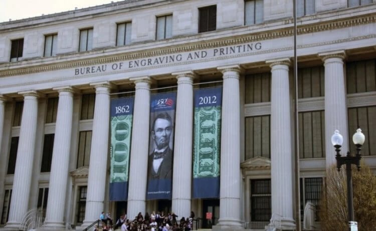 Кто занимается печатью денег. Бюро гравировки и печати США. Фото.