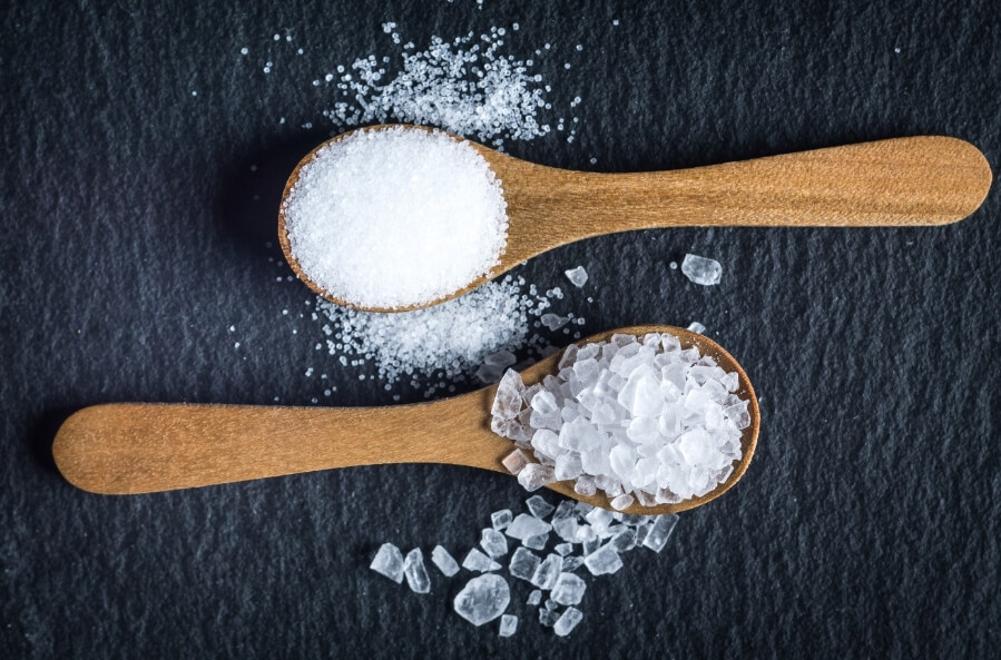 Почему людям стоит ограничить употребление поваренной соли?