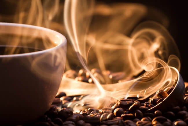 Почему нельзя пить кофе с утра. Фото.