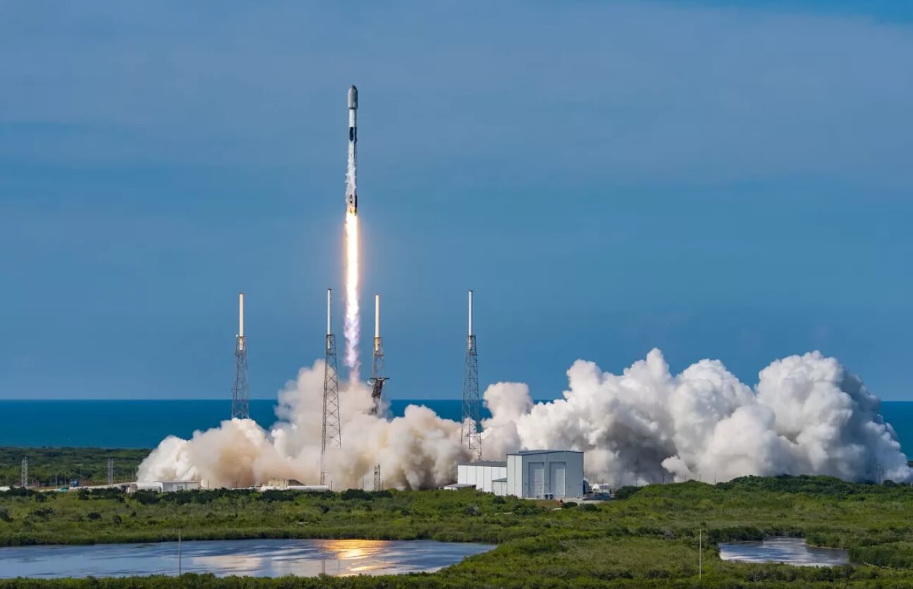 SpaceX запустит Данури  первую межпланетную станцию Южной Кореи. Для чего она нужна