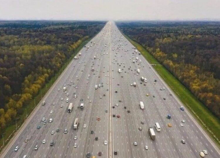 Расширение дорог не уменьшает пробки. Katy Freeway — самая широкая дорога в мире. Фото.
