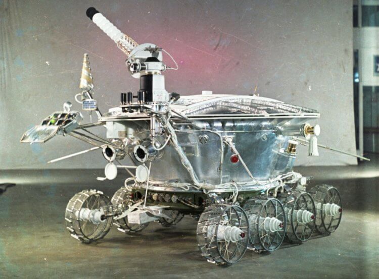 Фотографии советских космических аппаратов. «Луноход-1» в цвете. Фото.