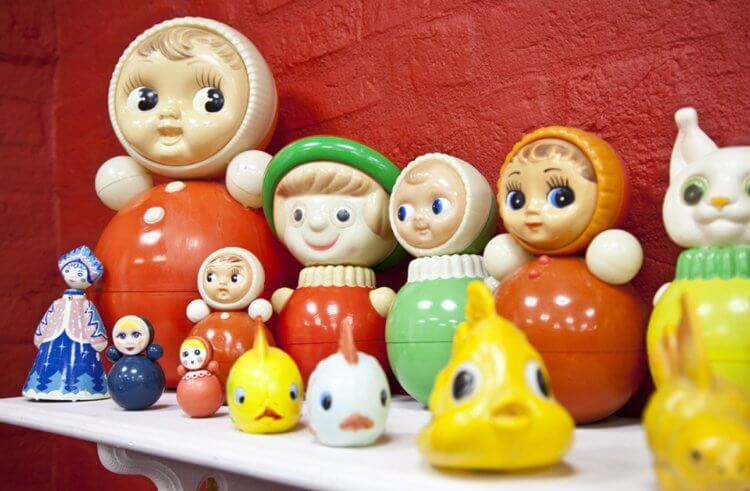 Сколько стоят советские игрушки. Знаменитые советские неваляшки. Фото.