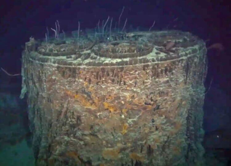 Затонувший «Титаник» в 2022 году. Котел «Титаника», упавший на дно океана. Фото.
