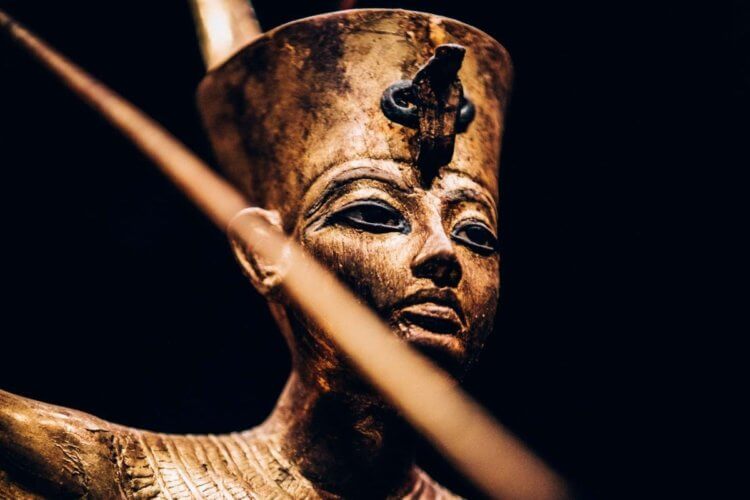 Что скрывается за проклятием фараонов? Обнаружение гробницы фараона Тутанхамона стало одним из важнейших открытий в археологии. Фото.
