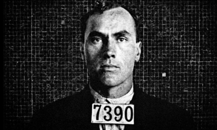 База данных серийных убийц. На фото — серийный убийца Карл Панцрам, который был активен в начале XX века и в конечном итоге был казнен. Фото.
