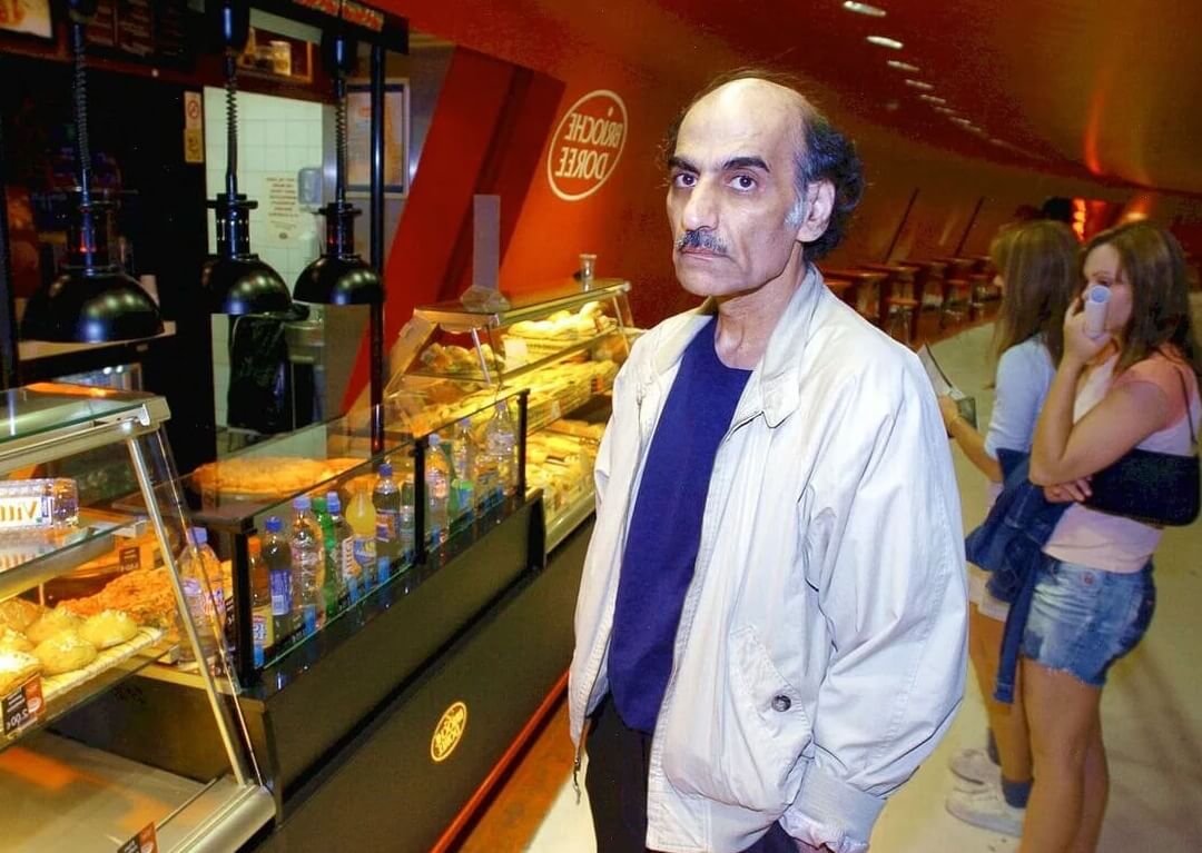 Человек, который жил в аэропорту. Мехран Карими Нассери получал купоны на еду и пользовался общественным туалетом. Фото.