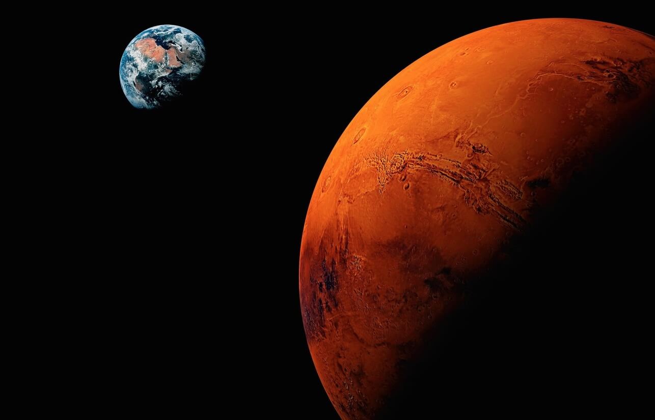 Марс был пригоден к жизни больше, чем Земля. Ученые до сих пор не знают, почему Марс превратился в пустыню. Фото.