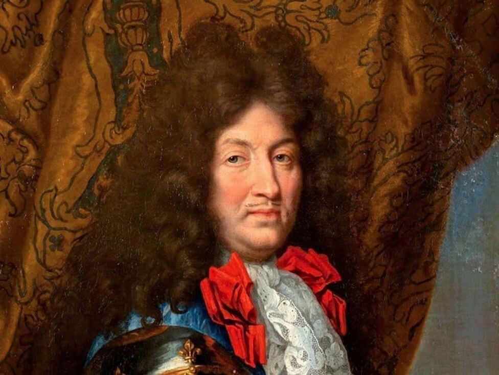 Почему на старых картинах мужчины носят парик. Людовик Людовик XIV в парике. Фото.