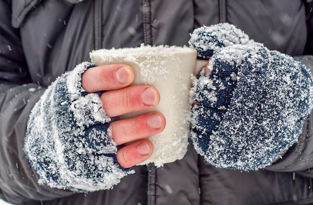 При какой температуре происходит обморожение тела и как этого избежать