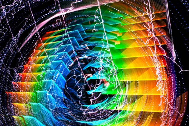 Свет может одновременно вести себя и как частица и как волна. Фото.