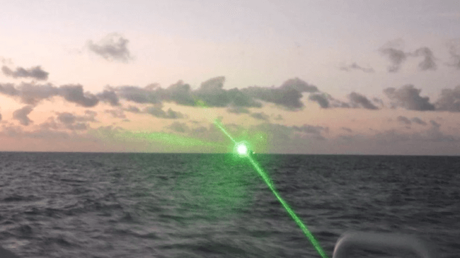 Лазерное оружие в действии: как китайский корабль ослепил филиппинских моряков? Фото.