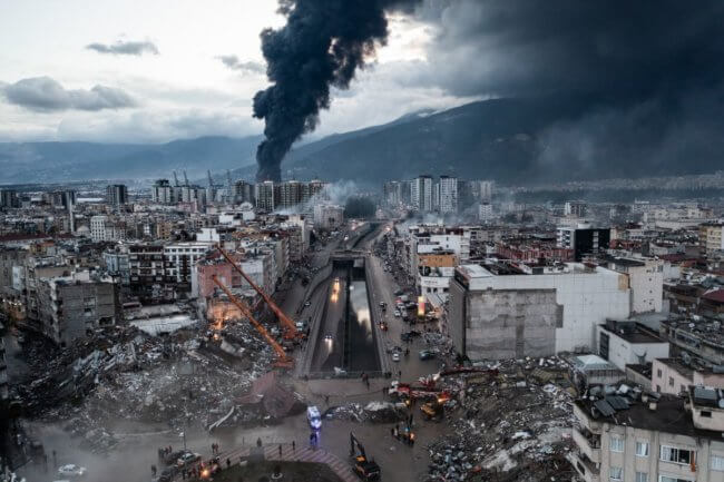 Почему землетрясение в Турции и Сирии оказалось настолько смертоносным? Фото.