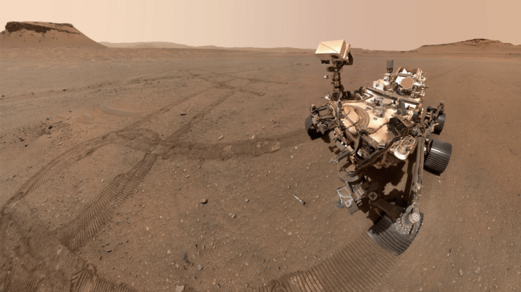 Зачем лететь на Марс? Роботу уже сейчас изучают Марс, так стоит ли нам вообще туда отправляться? Фото.