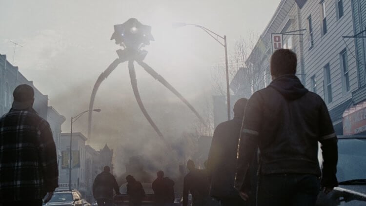 Каким может быть инопланетное вторжение? Кадр из фильма «Война миров» 2005 года (экранизация одноименного романа Герберта Уэллса). Фото.