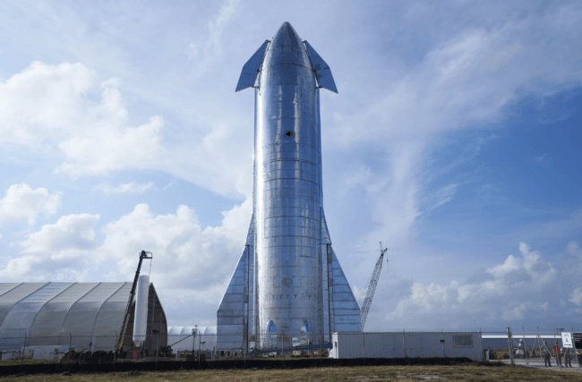 SpaceX Starship — ракета, которая отправит людей на Марс и Луну. Фото.