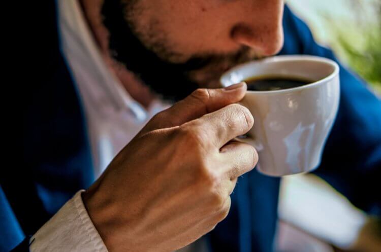 Ученые узнали, что кофеин помогает похудеть и уменьшить риск развития диабета