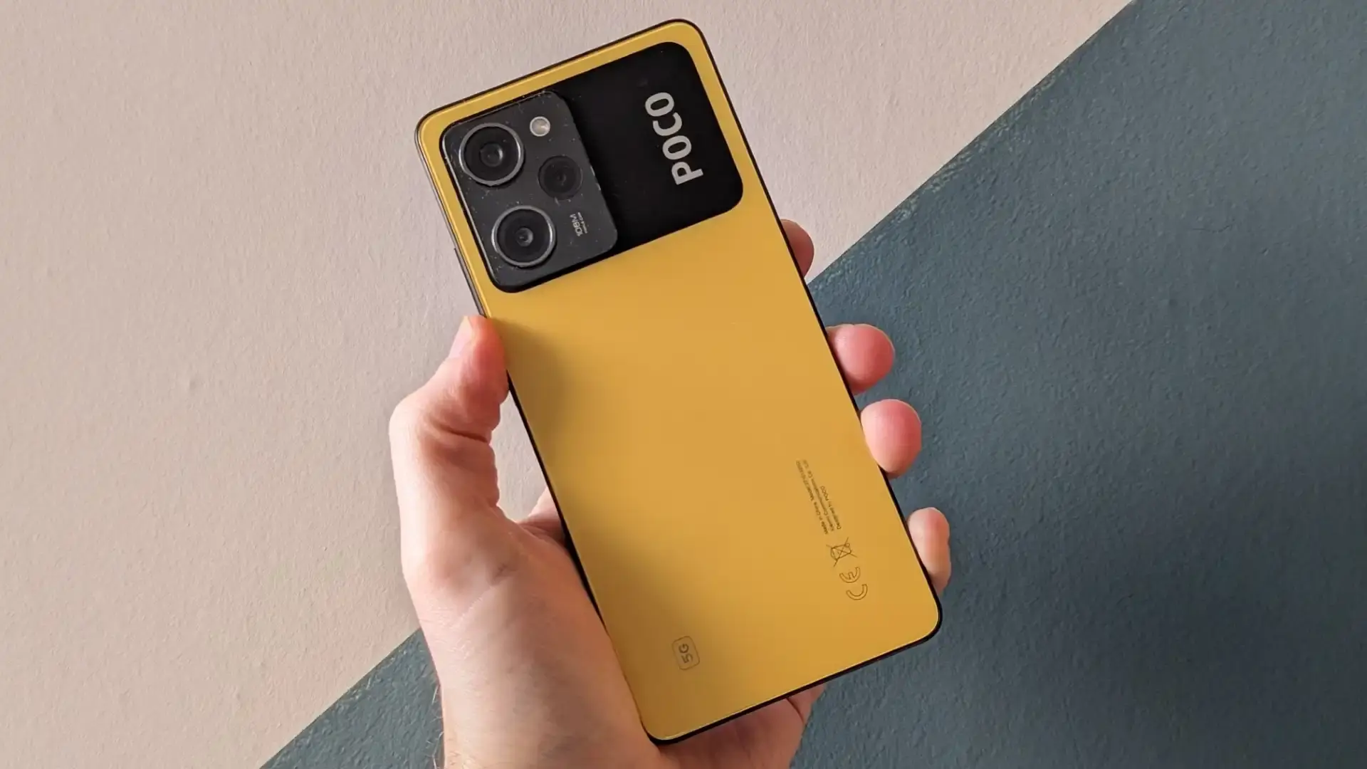 Какой смартфон до 25000 рублей лучше. POCO X5 Pro — один из лучших смартфонов по соотношению цена-качество. Фото.