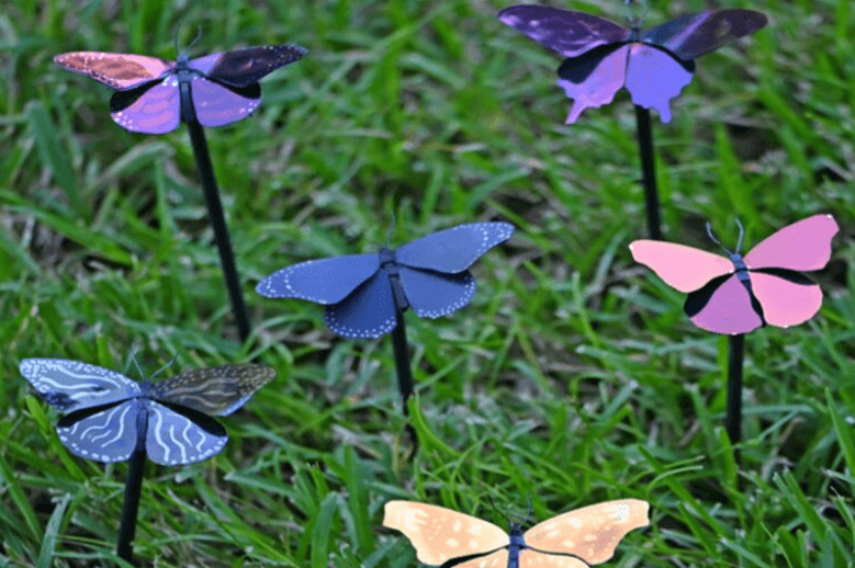 Уникальные свойства плазменной краски. Металлические бабочки, окрашенные плазменной краской. Фото.